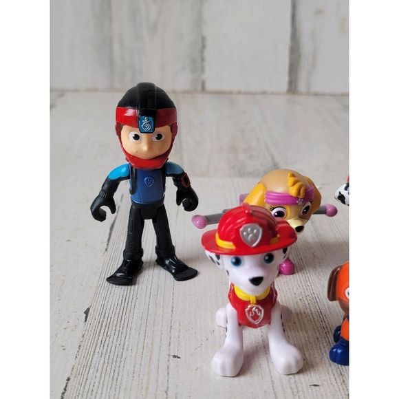 Paw Patrol Chase Marshall Zuma Sky Alex playset toy figure dog pet - Picture 2 of 13